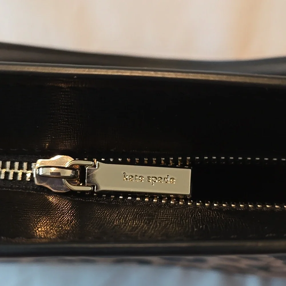 Kate Spade Leopard Shoulder Bag – Like New - Picture 6 of 14